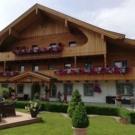 Haslgut Hotell Fuschl am See Exteriör bild