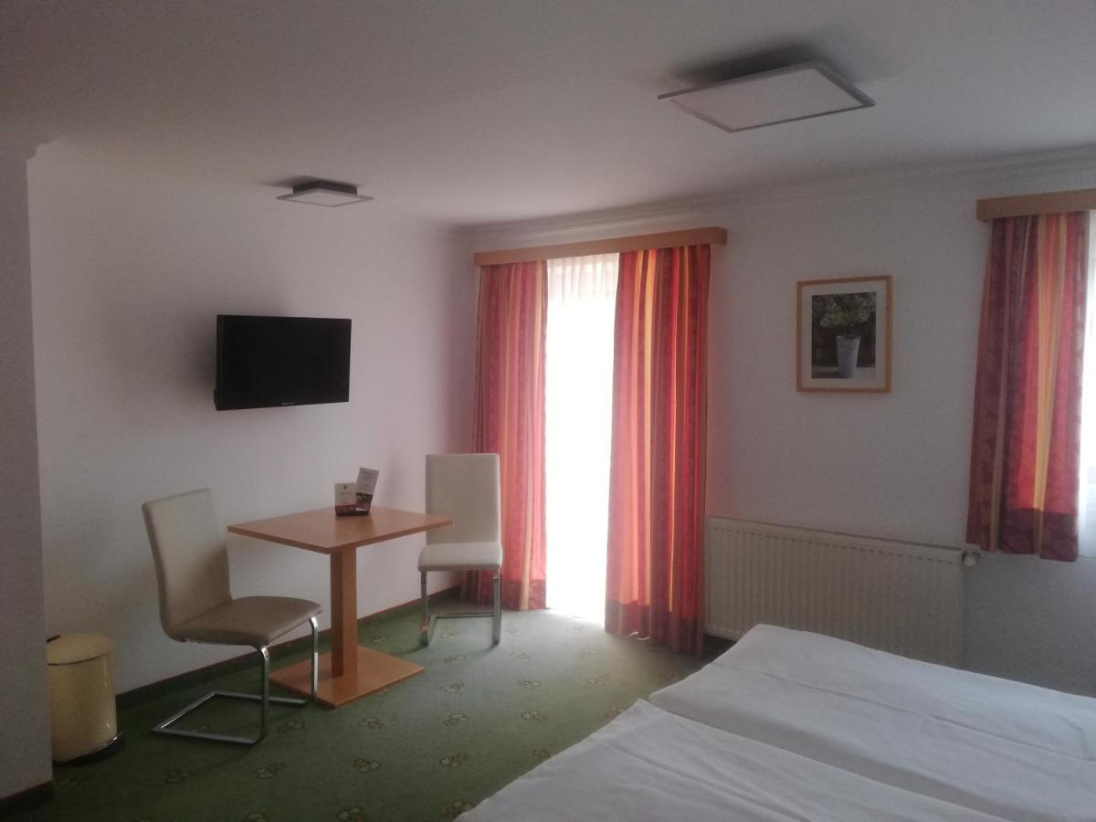Haslgut Hotell Fuschl am See Exteriör bild