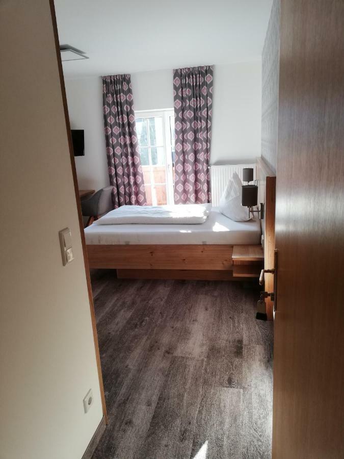 Haslgut Hotell Fuschl am See Exteriör bild