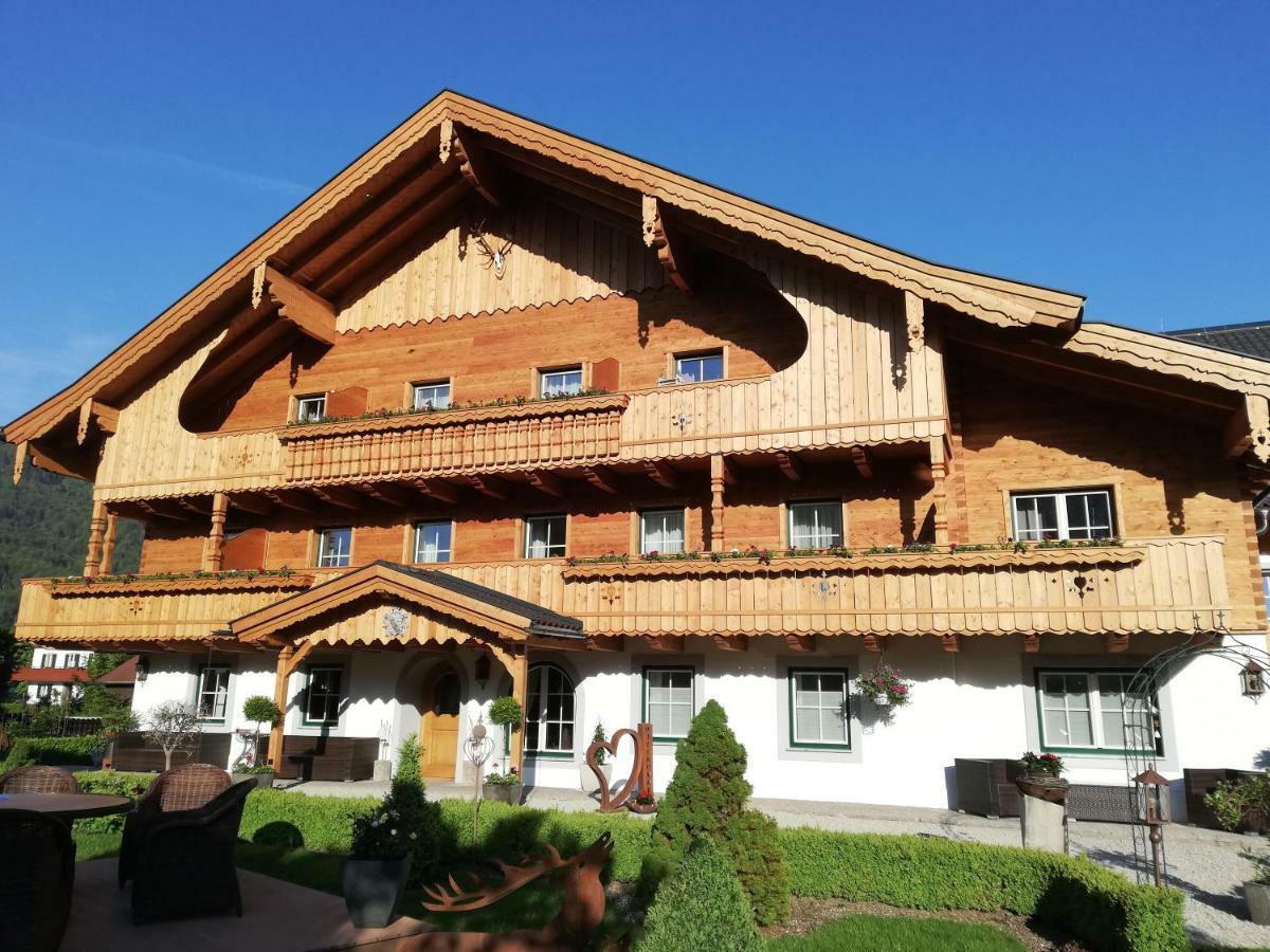 Haslgut Hotell Fuschl am See Exteriör bild